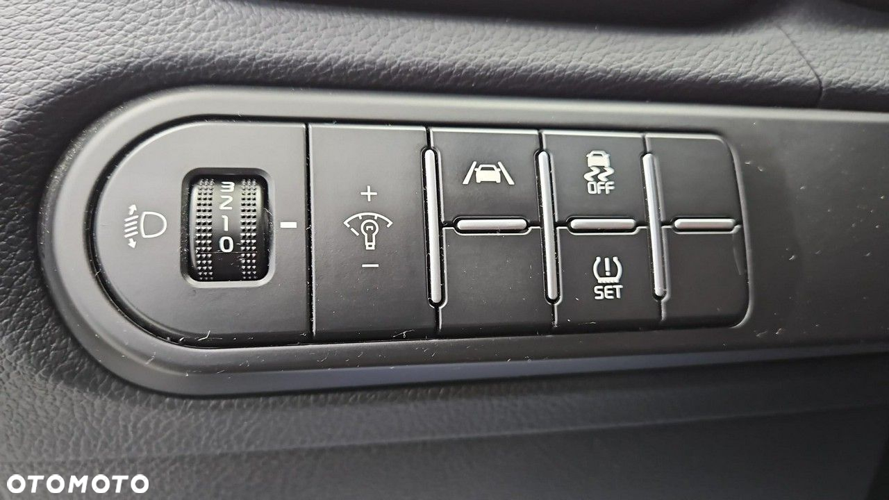 Kia Ceed 1.5 T-GDI M - 17
