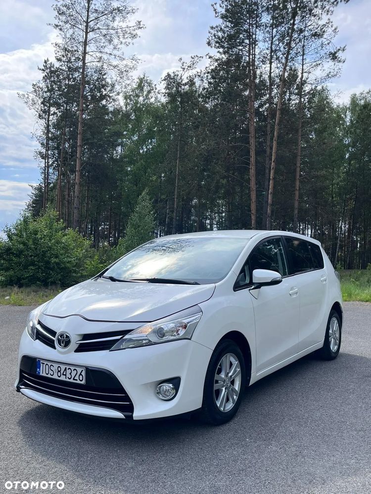Toyota Verso - 1