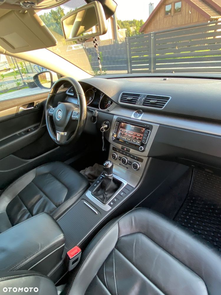 Volkswagen Passat Variant 2.0 TDI BlueMotion Technology Business Edition - 13