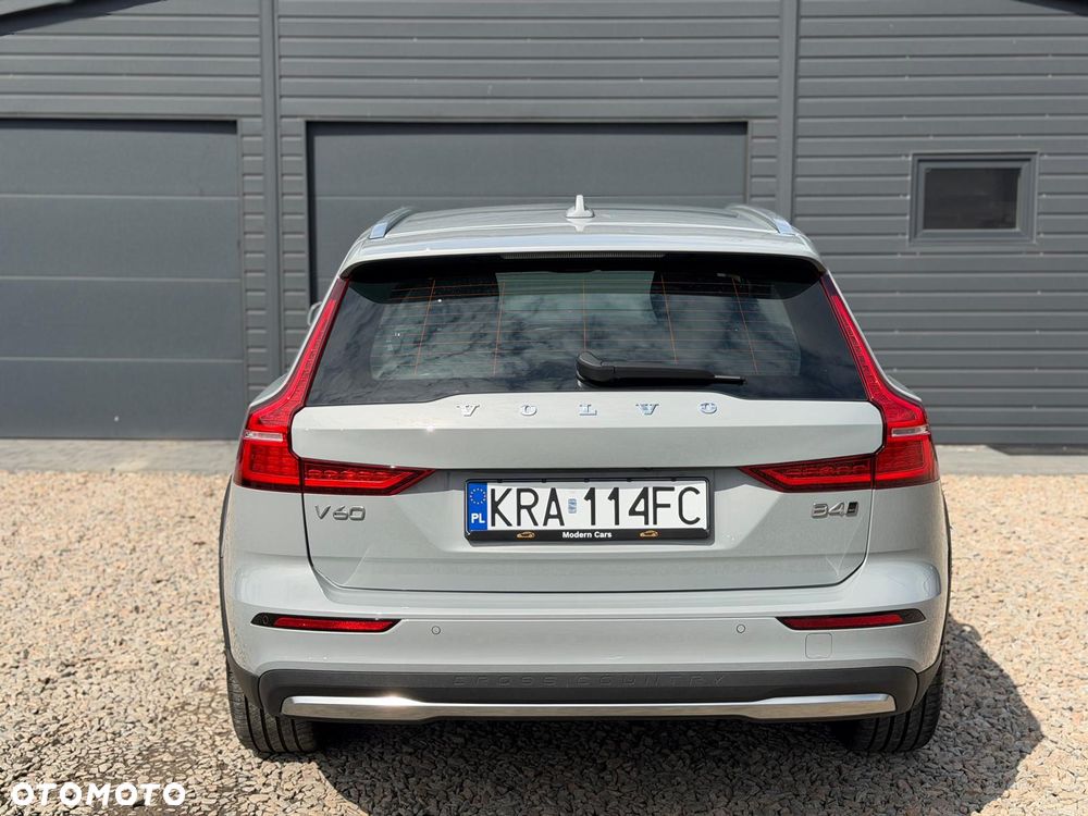 Volvo V60 Cross Country B4 D AWD Geartronic - 8
