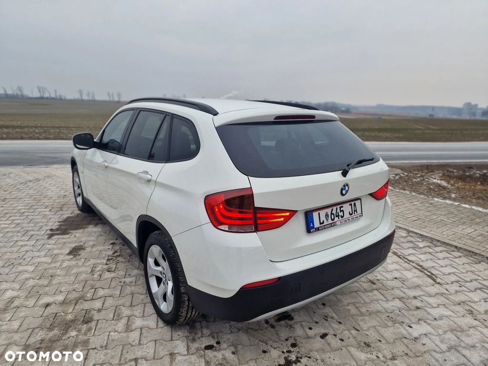 BMW X1 sDrive18d xLine - 14
