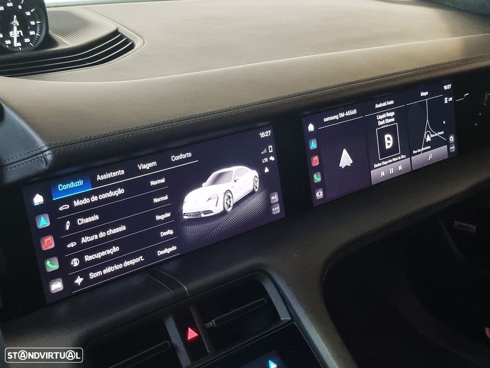 Porsche Taycan Turbo - 25