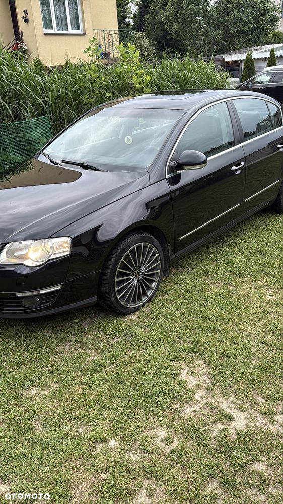 Volkswagen Passat - 8