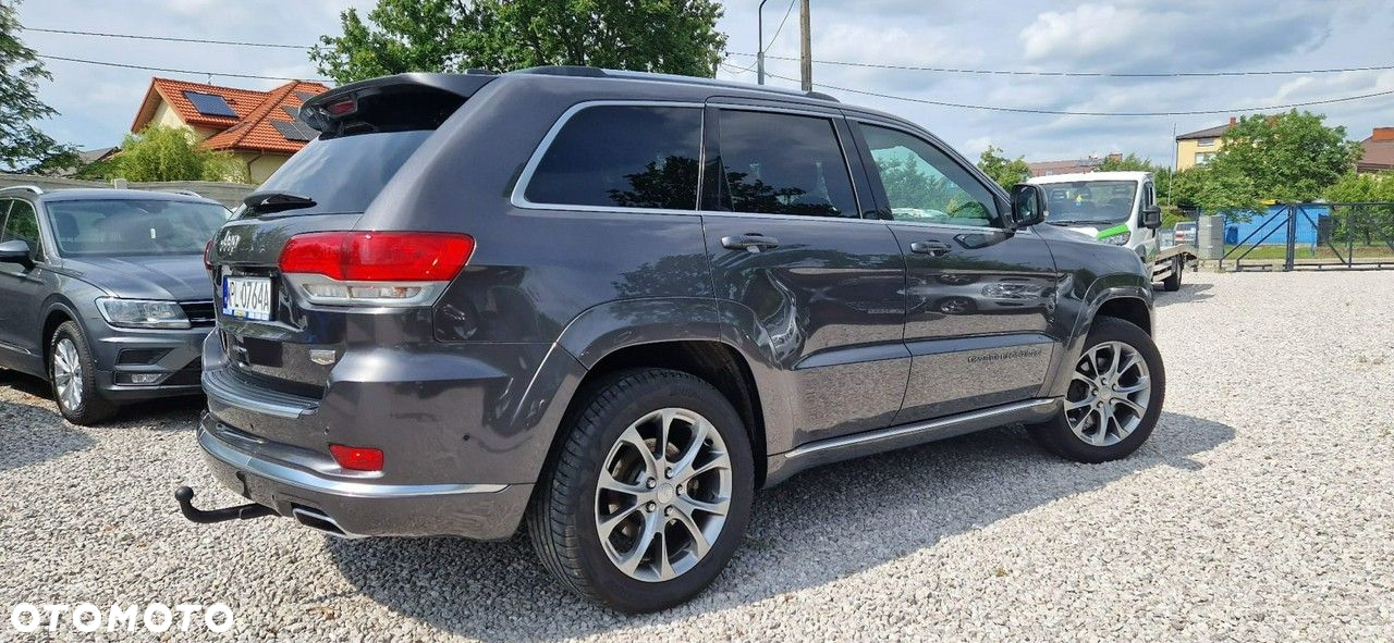 Jeep Grand Cherokee - 11