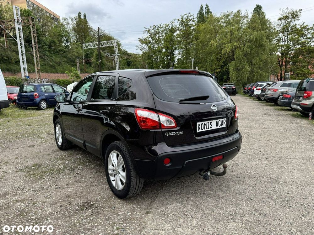 Nissan Qashqai - 4