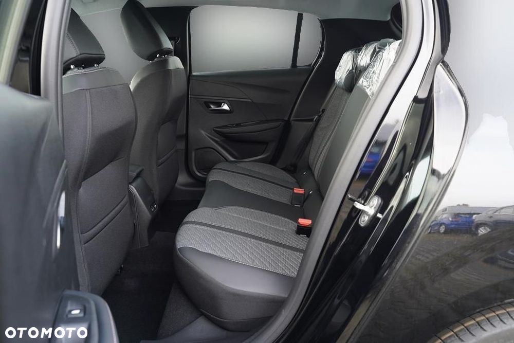 Peugeot 208 1.2 mHEV Allure - 8