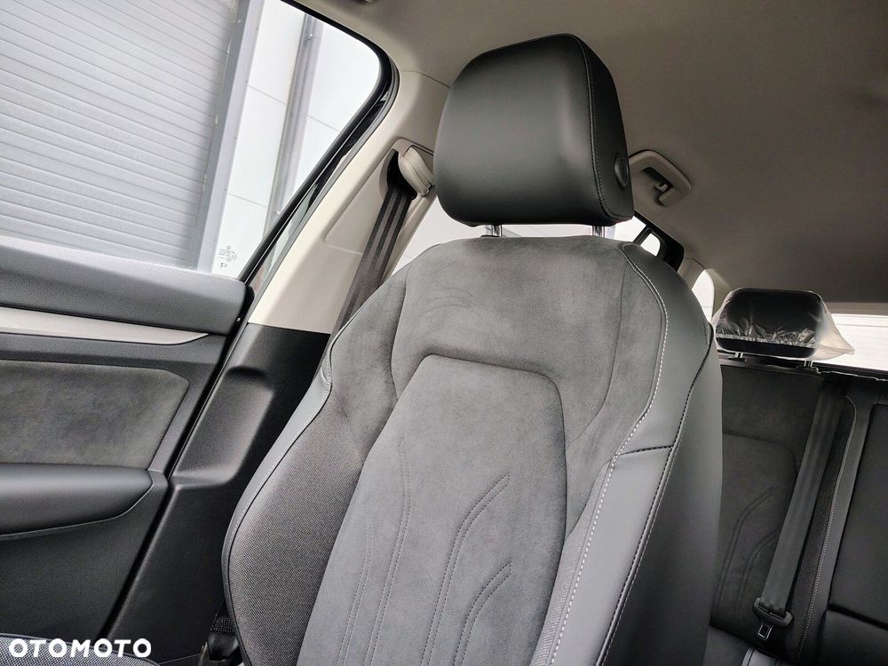 Volkswagen Golf Variant - 16