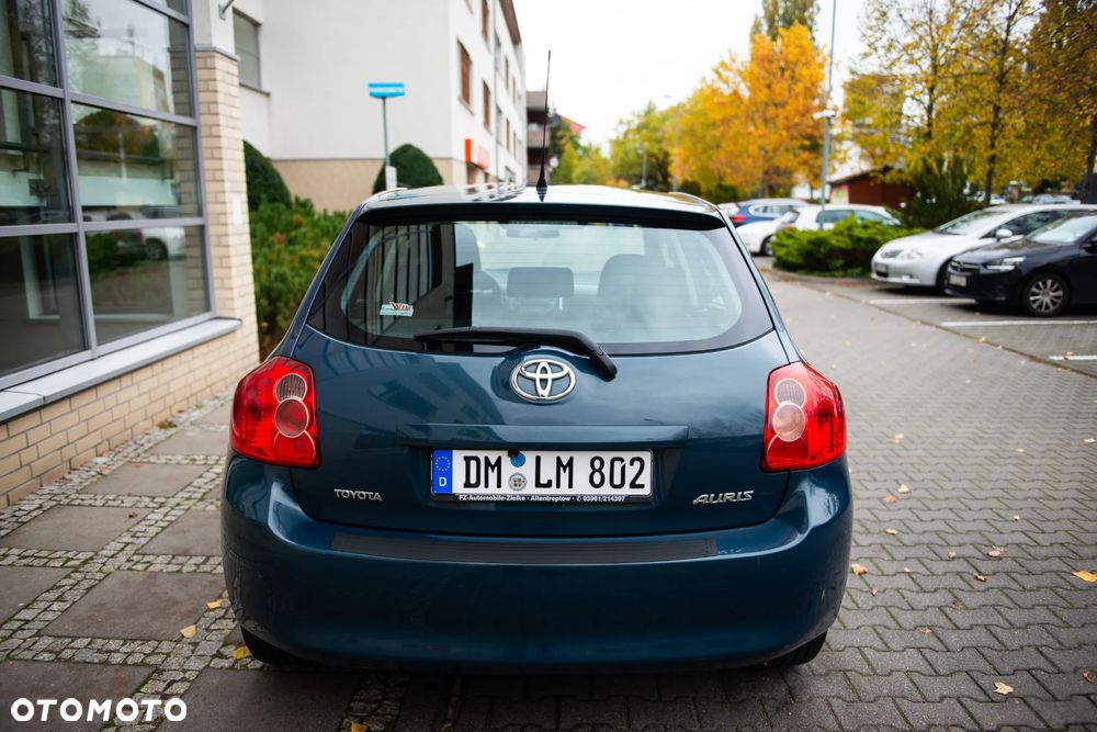 Toyota Auris 1.6 Edition - 13