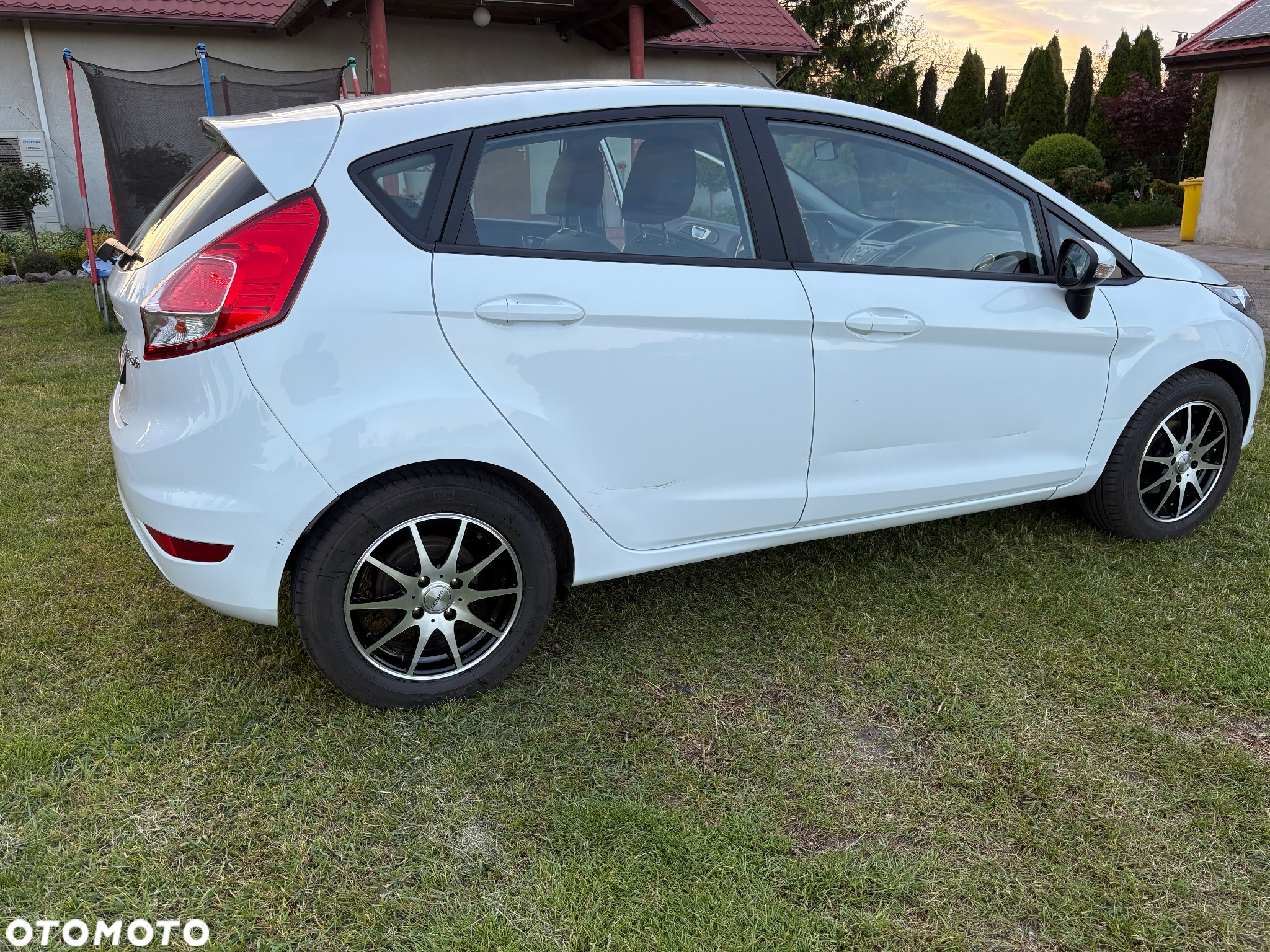 Ford Fiesta 1.5 TDCi Ambiente - 8