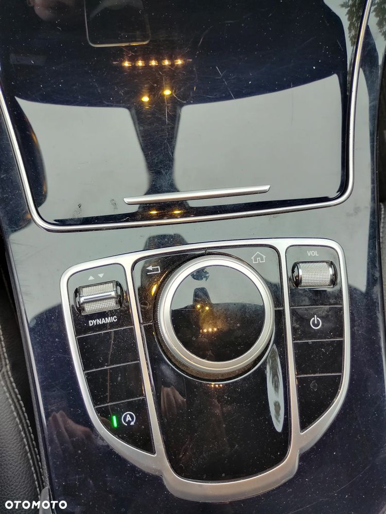 Mercedes-Benz Klasa C 220 d 9G-TRONIC AMG Line - 32
