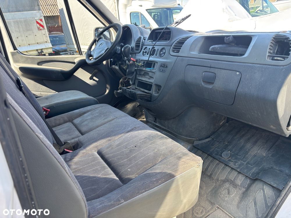 Mercedes-Benz sprinter - 16