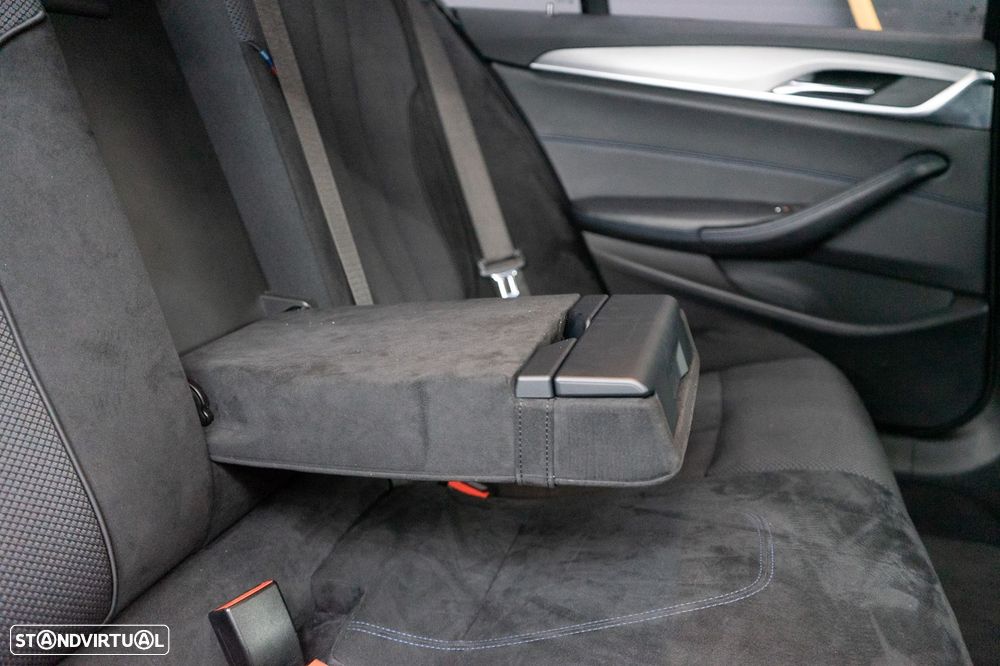 BMW 520 d Pack M Auto - 19