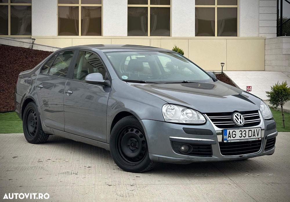 Volkswagen Jetta 1.9 TDI Comfortline - 1