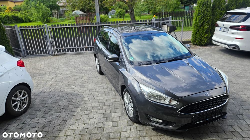 Ford Focus 1.0 EcoBoost Trend - 4