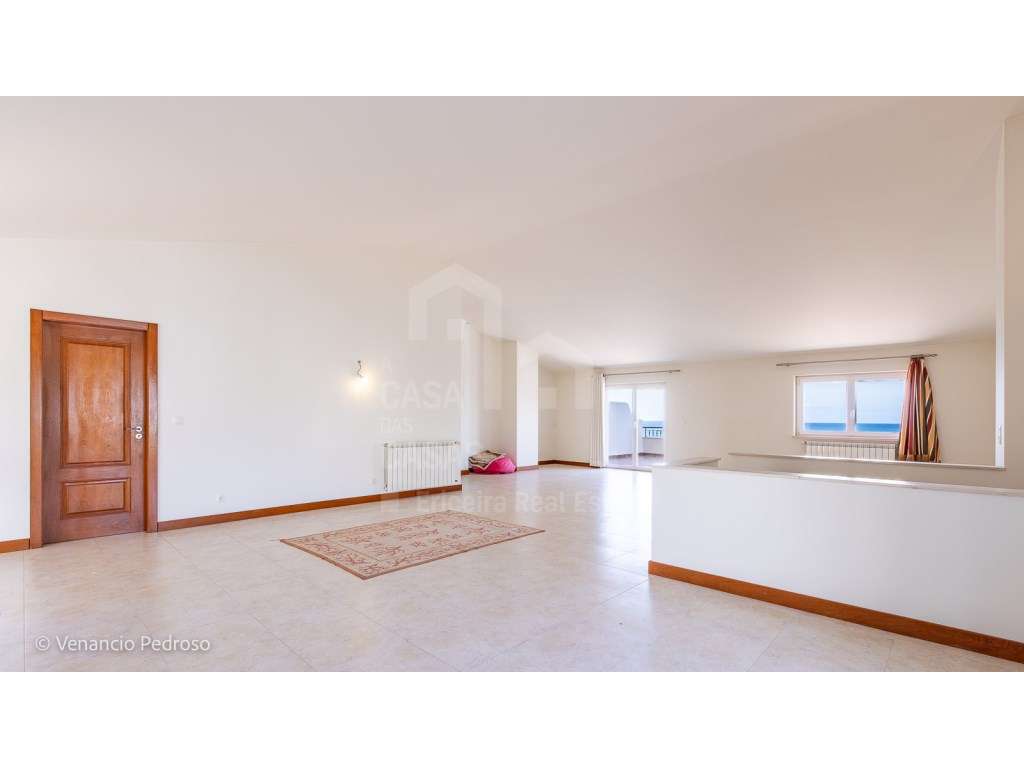 Vende Apartamento T3 - Ericeira, A Casa das Casas - Grande imagem: 2/29