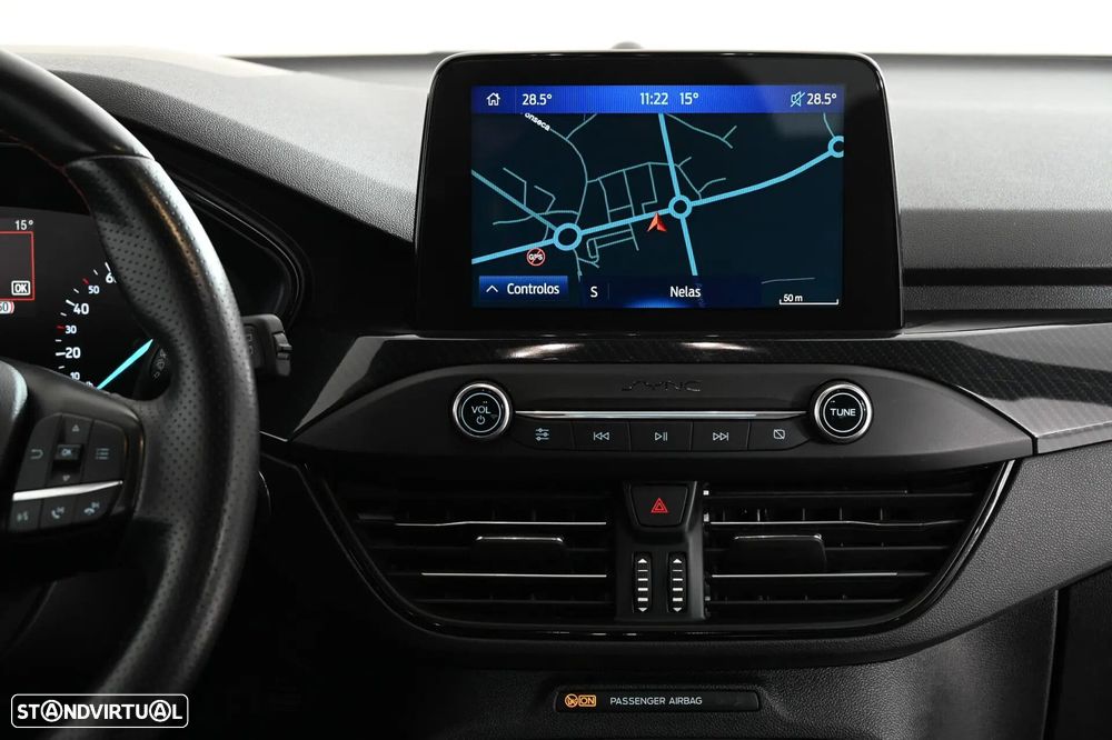 Ford Focus 1.5 TDCi ECOBlue ST-Line - 19