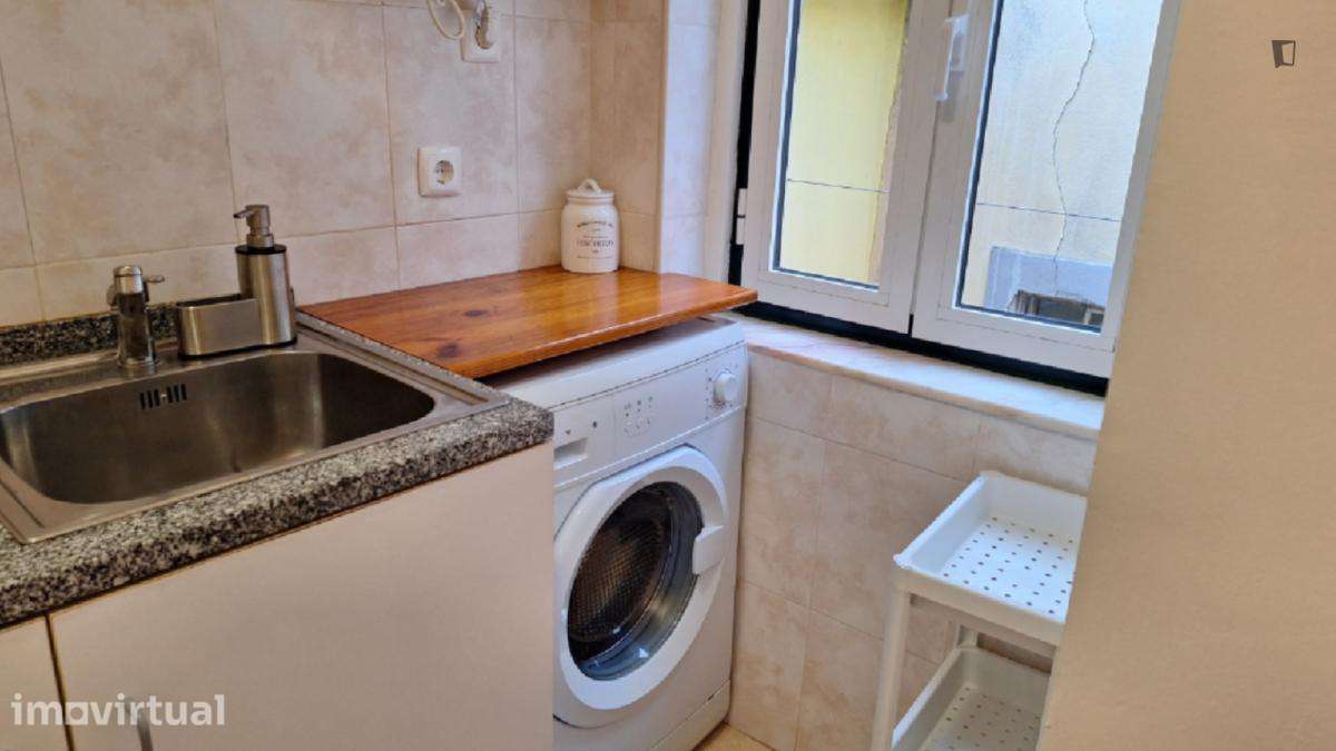 Apartamento com 1 quartos - localizado em Mouraria Lisbon - Grande imagem: 2/9