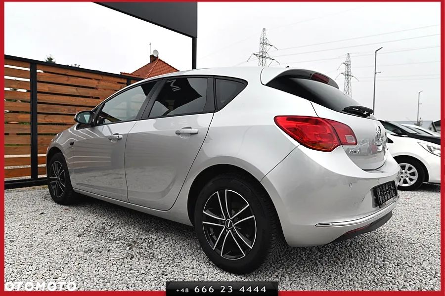 Opel Astra 1.4 T Sport S&S - 9