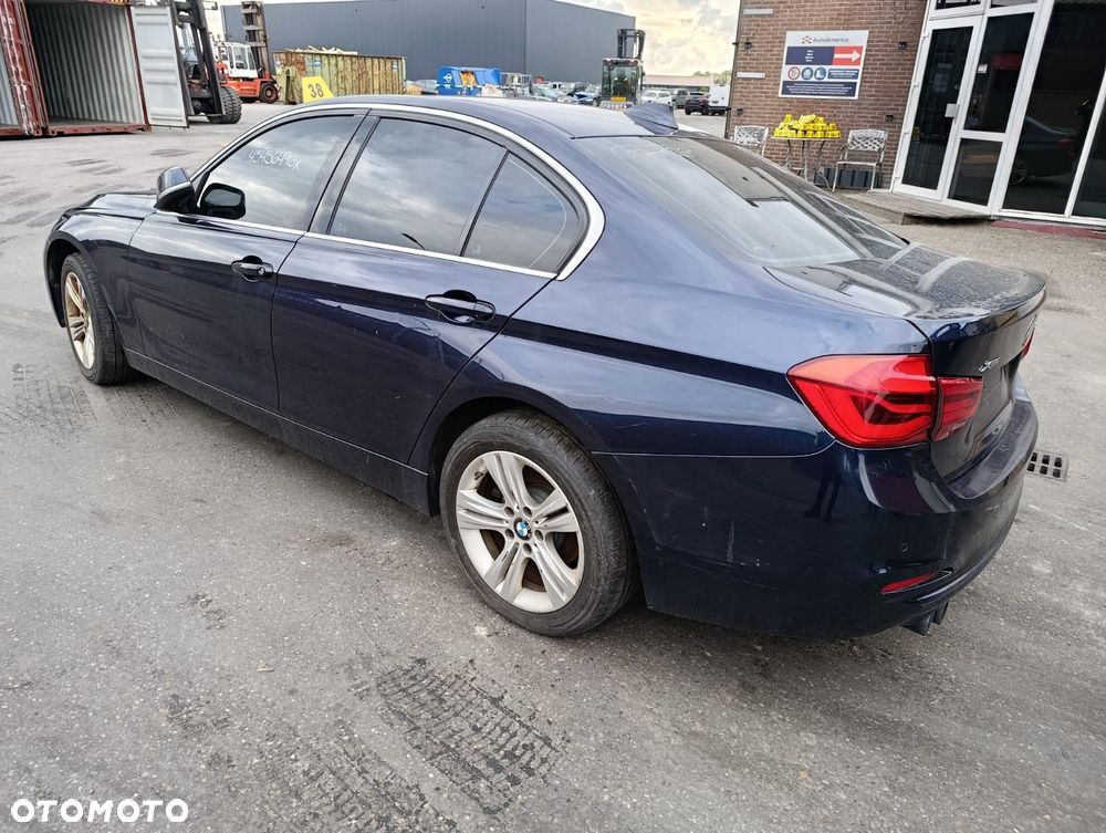 BMW Seria 3 - 27
