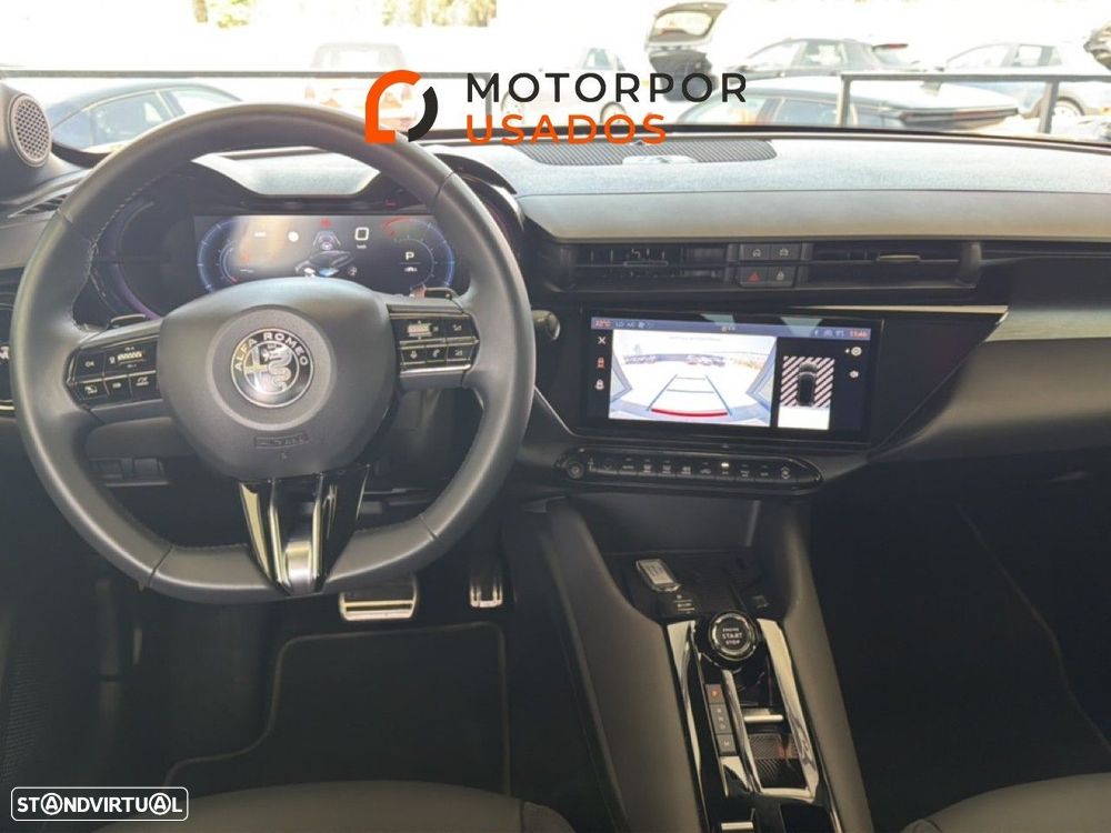Alfa Romeo Junior 1.2 Speciale eDCT6 - 8