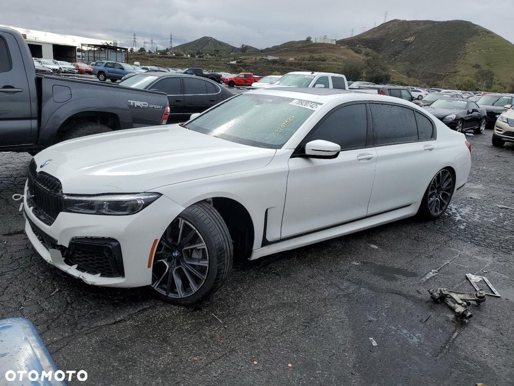 BMW Seria 7 750Li xDrive - 19