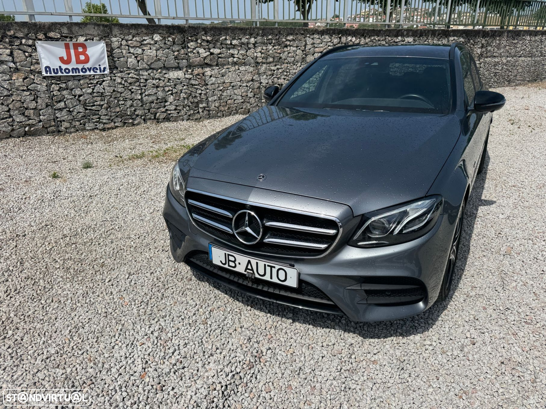 Mercedes-Benz E 300 de AMG Line - 2