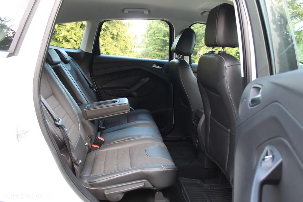 Ford Kuga 2.0 TDCi Titanium - 8