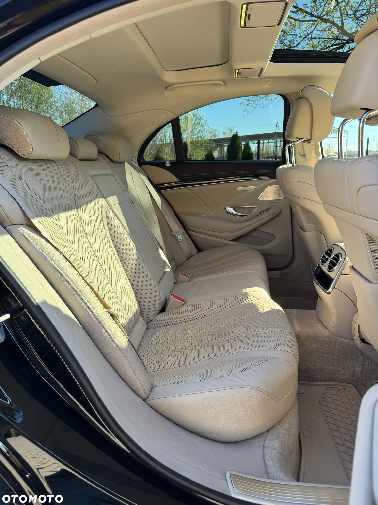 Mercedes-Benz Klasa S 350 d 4-Matic 9G-TRONIC - 24