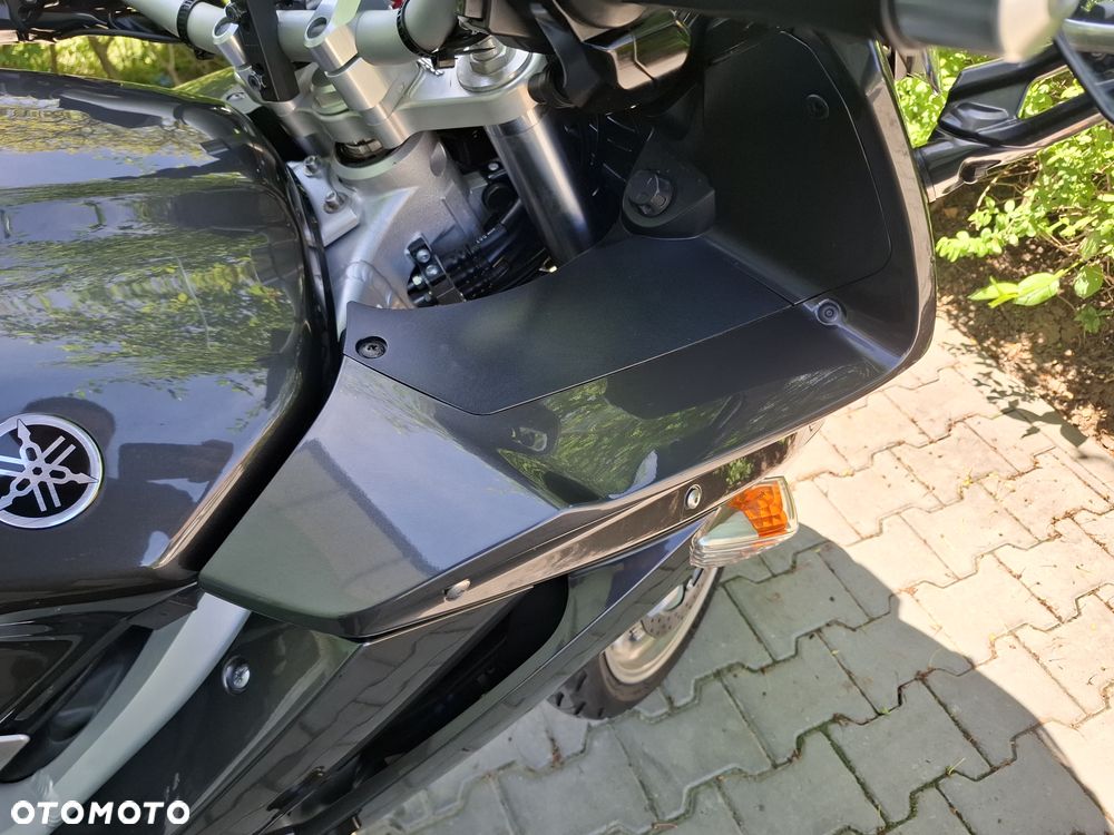 Yamaha FJR - 9