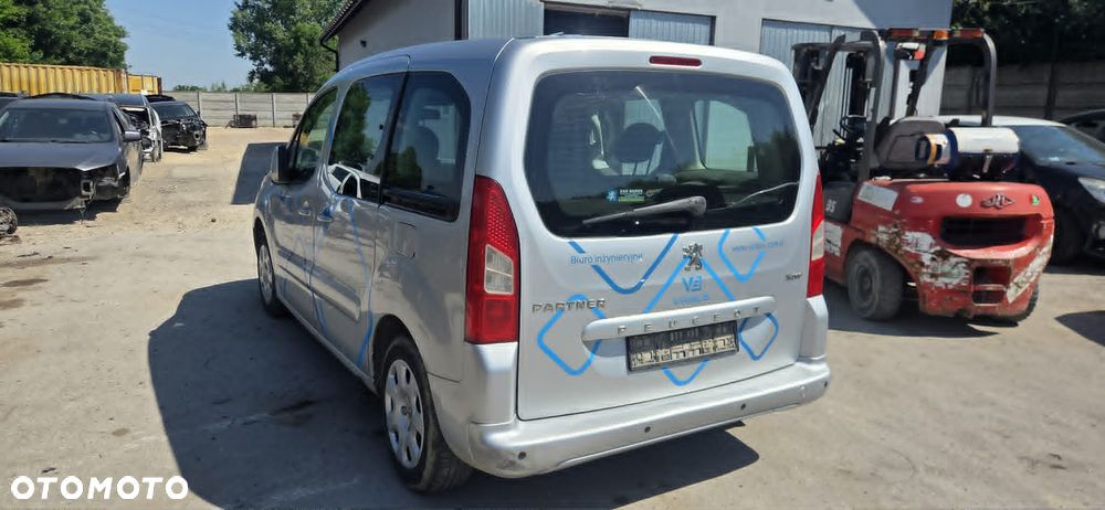 PARTNER II BERLINGO II lampa prawy tył - 3