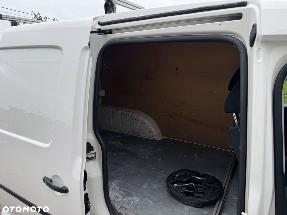 Volkswagen Caddy - 11