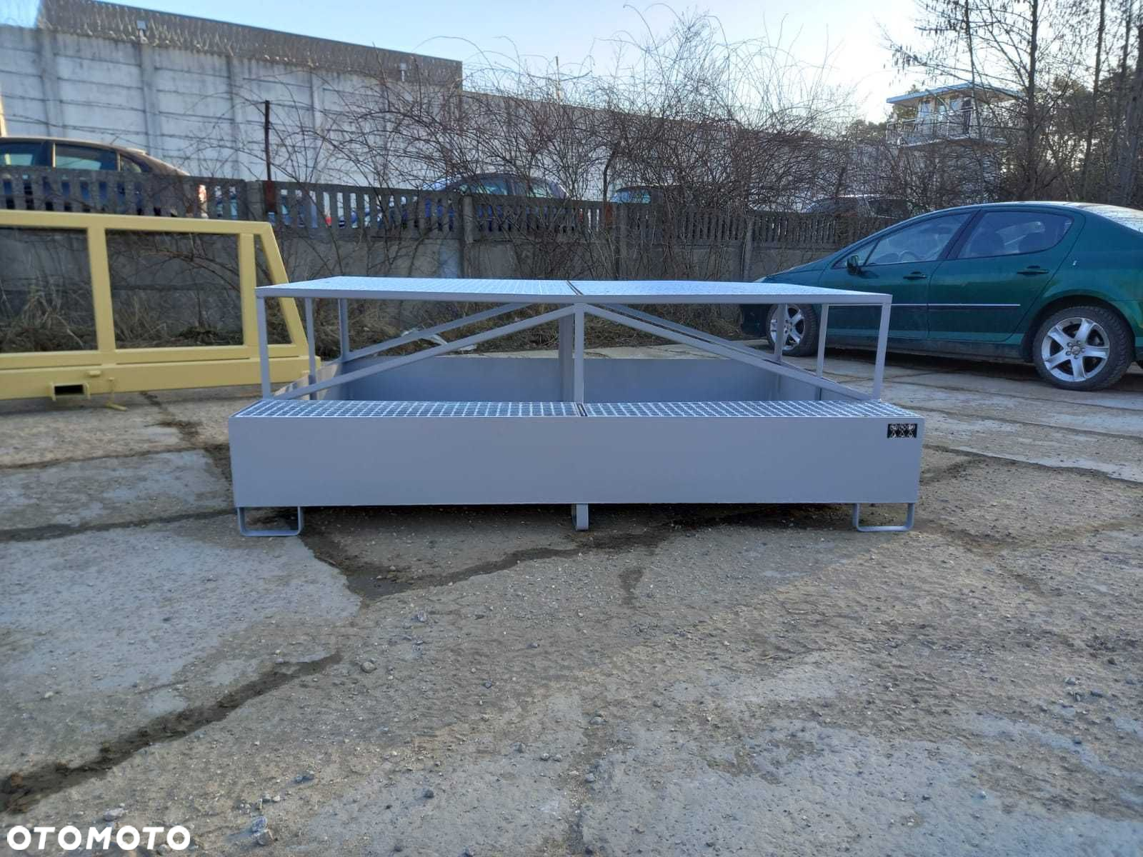 Ociekowa Wanna PMCS 2000 L, Podwójna Ze Stopniem Na MAUSERY - 2