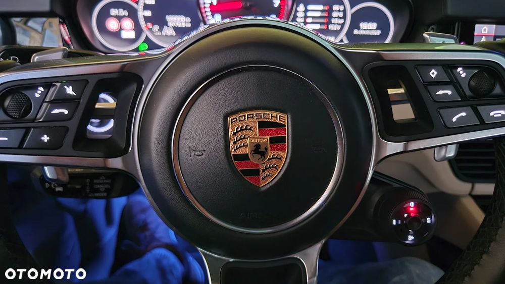 Porsche Cayenne S - 23