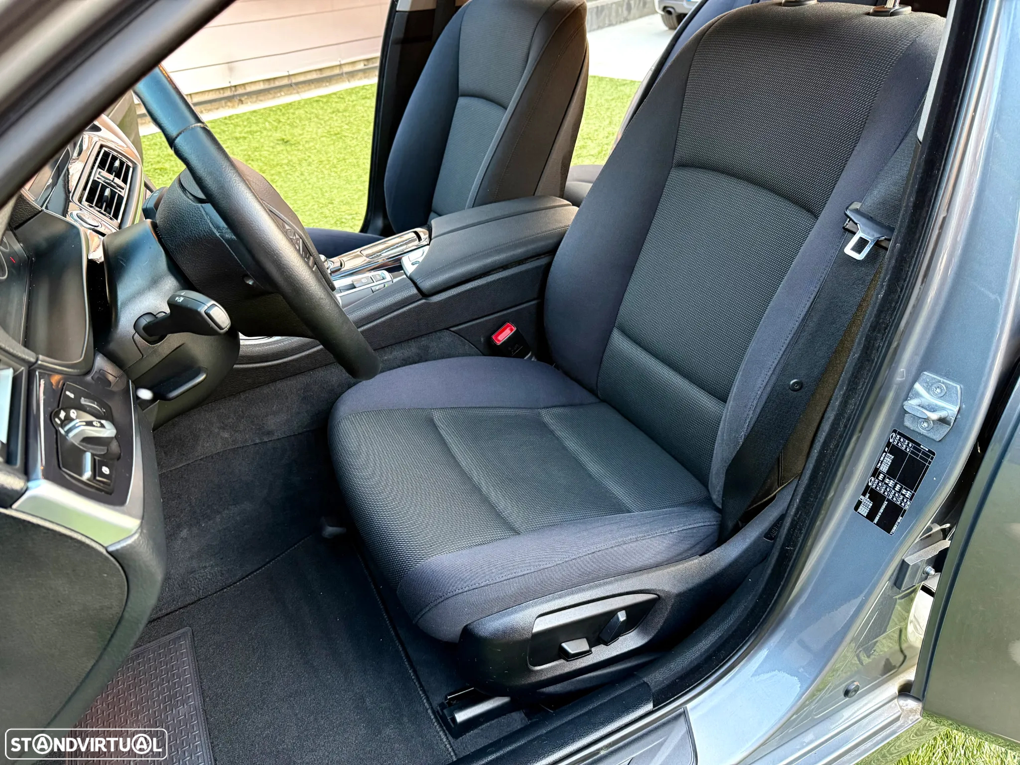 BMW 520 d Auto - 32