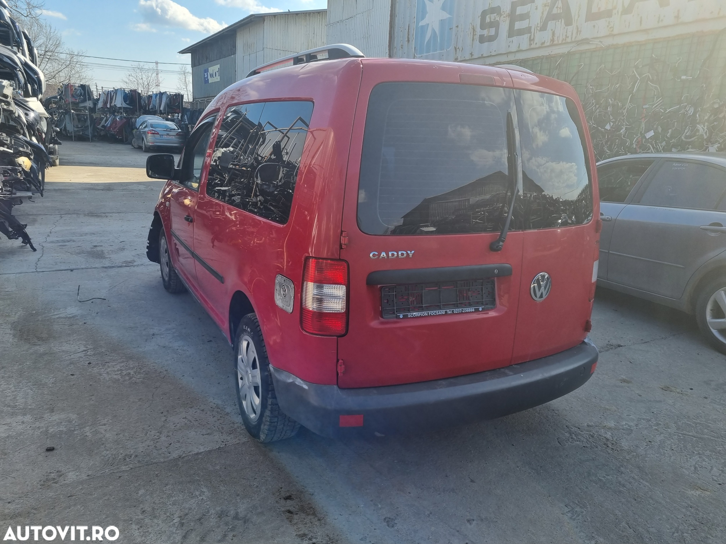 Dezmembrari  VW CADDY 3  2004  > 0000 2.0 SDI Motorina - 4