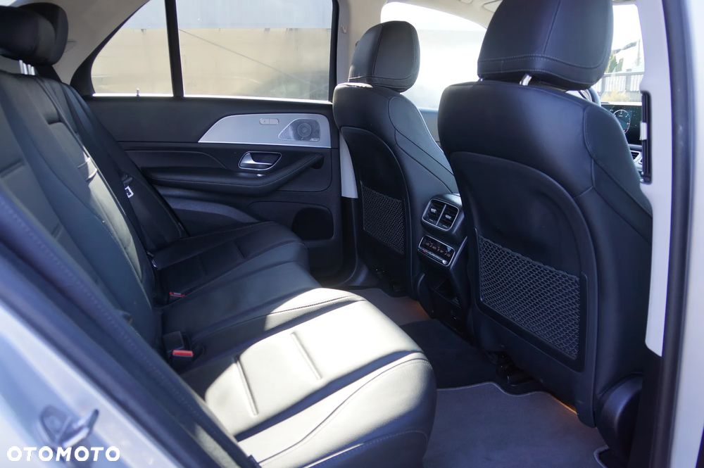 Mercedes-Benz GLE 350 d 4Matic 9G-TRONIC AMG Line - 33