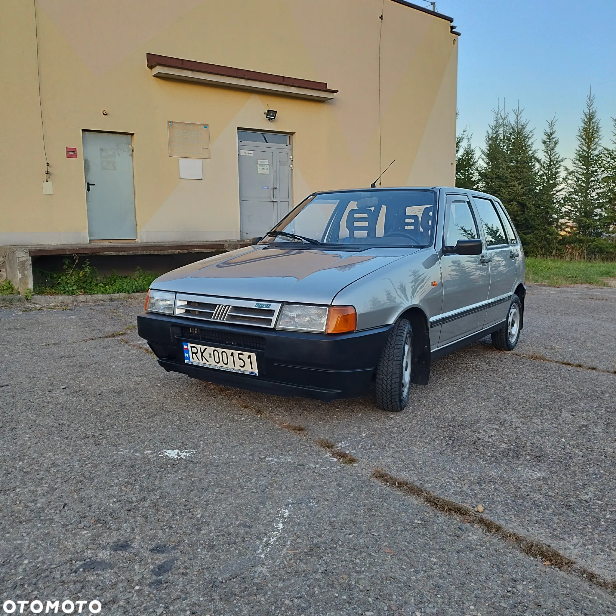 Fiat Uno 899 - 2