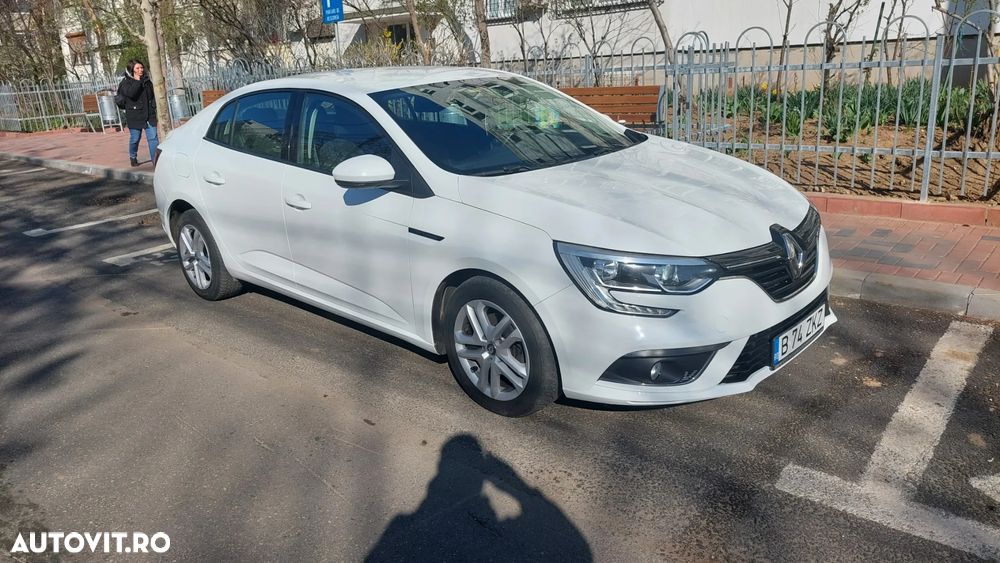Renault Megane TCe GPF Business - 4