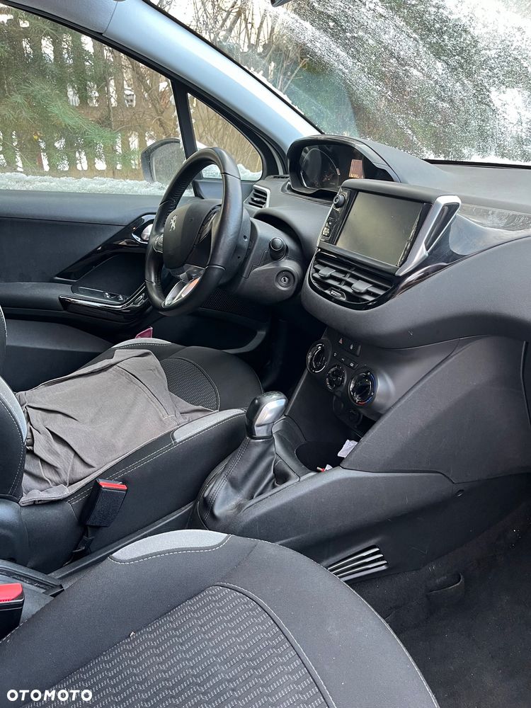 Peugeot 208 1.2 PureTech Active - 7