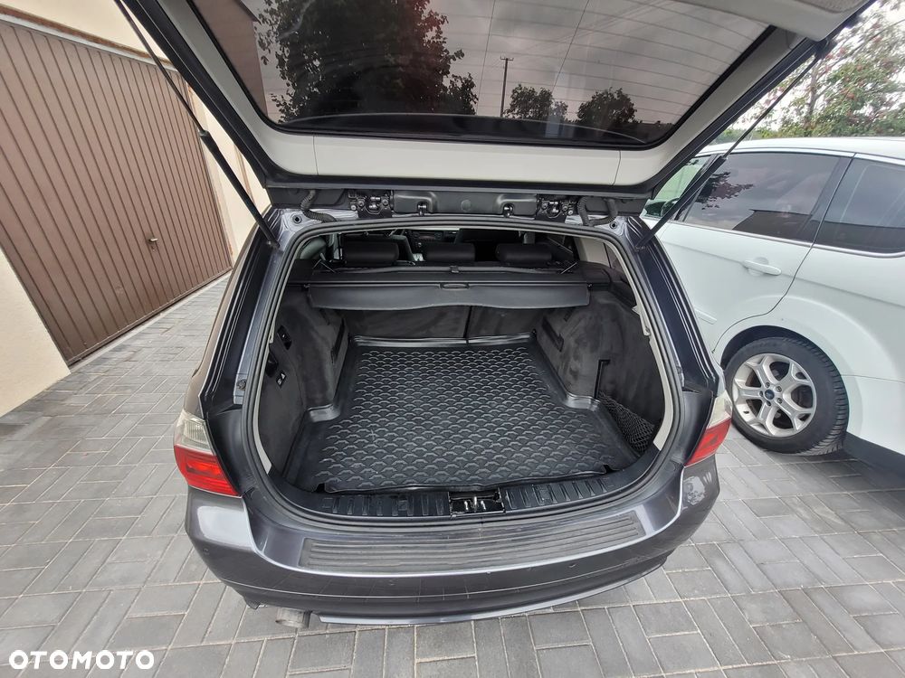 BMW Seria 3 - 12