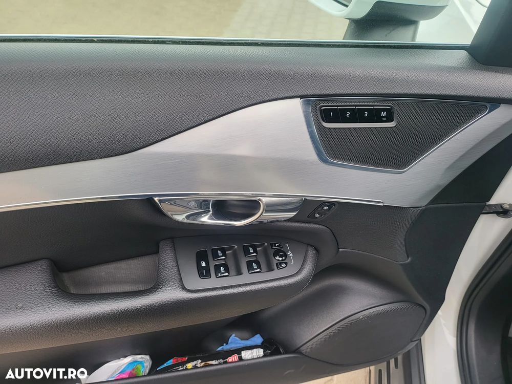 Volvo XC 90 D5 AWD Geartronic Inscription - 9