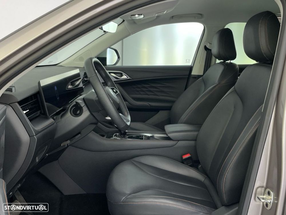 MG HS 1.5 Plug-in Hybrid Luxury - 11
