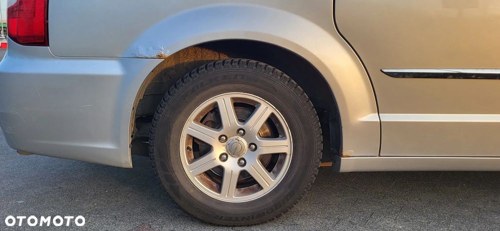 Chrysler Town & Country 3.6 Touring - 14