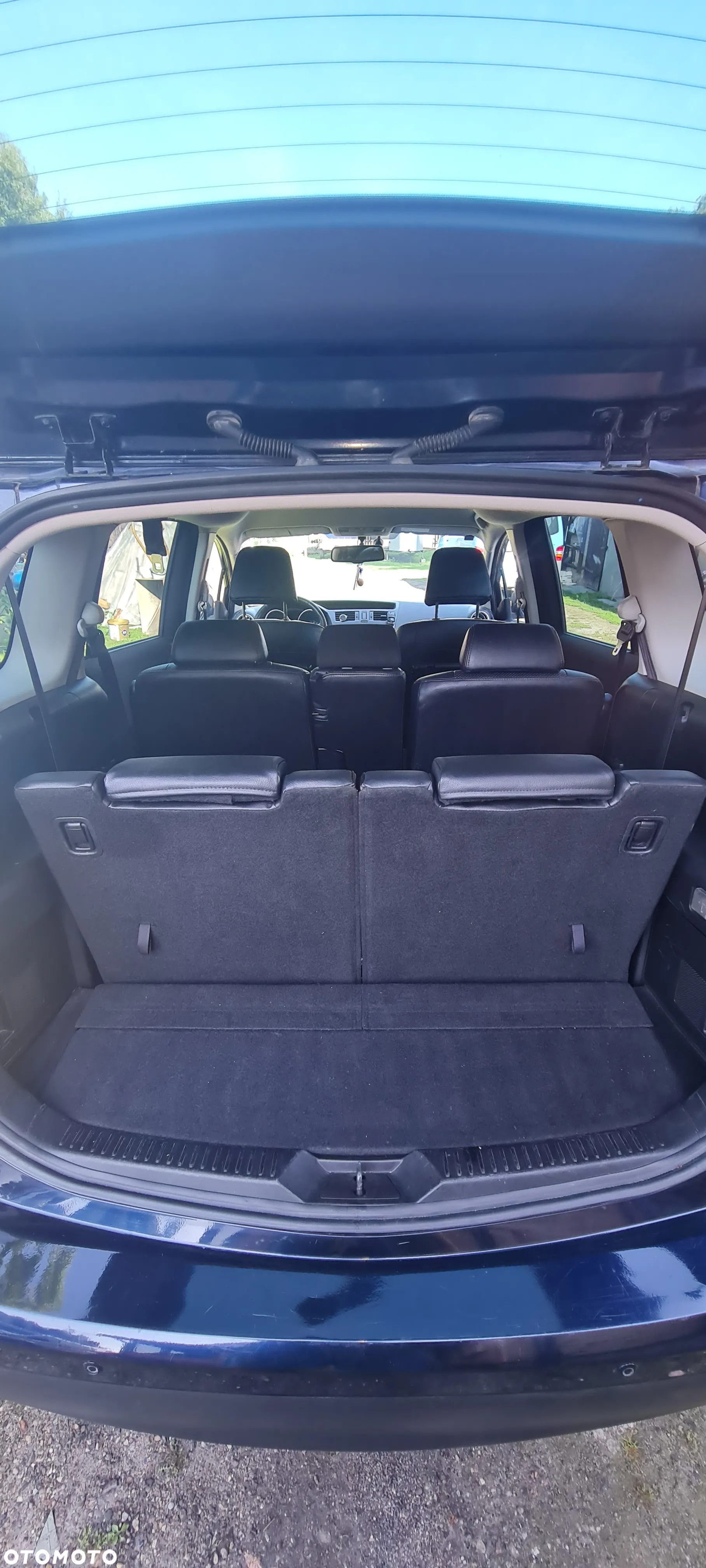 Mazda 5 - 5