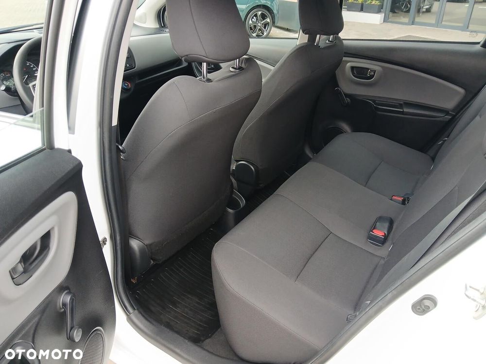 Toyota Yaris - 41