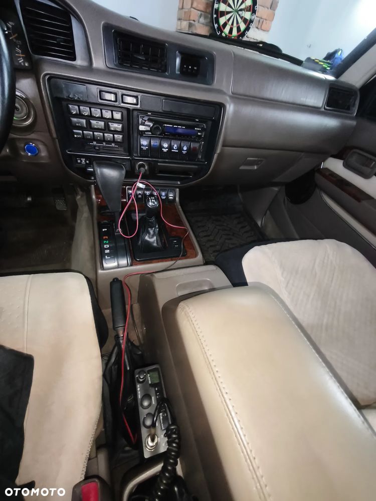Toyota Land Cruiser - 8