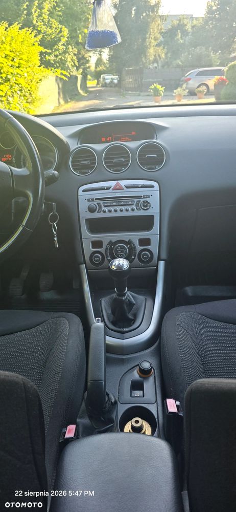 Peugeot 308 2008 photo 3