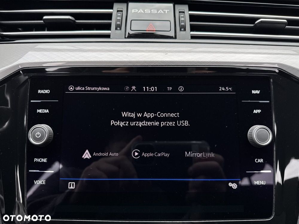 Volkswagen Passat Variant 2.0 TDI EVO Business DSG - 25