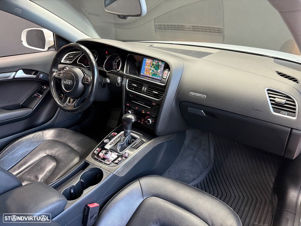 Audi A5 2.0 TDI quattro S tronic S-line - 15