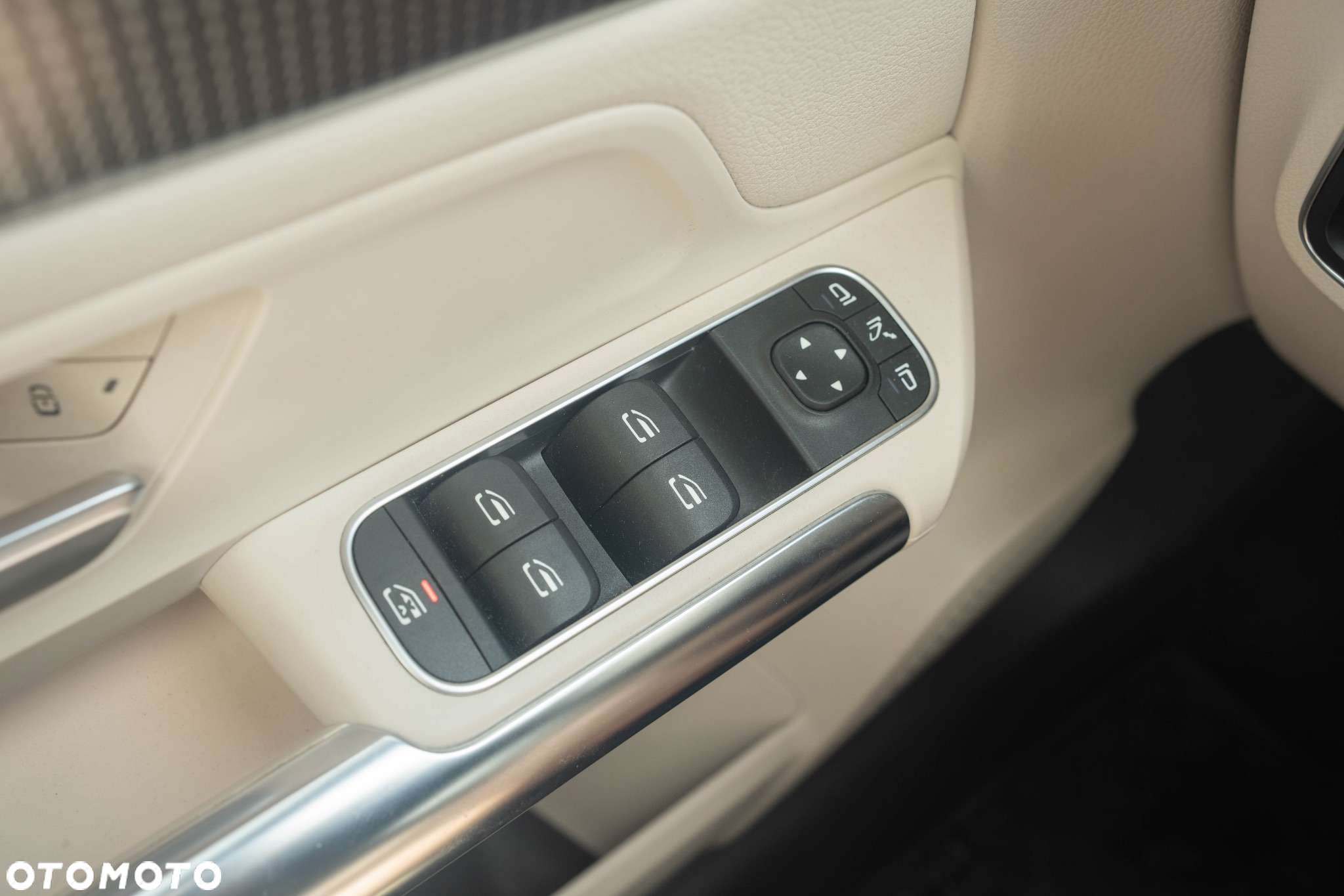Mercedes-Benz GLA 200 Style - 24